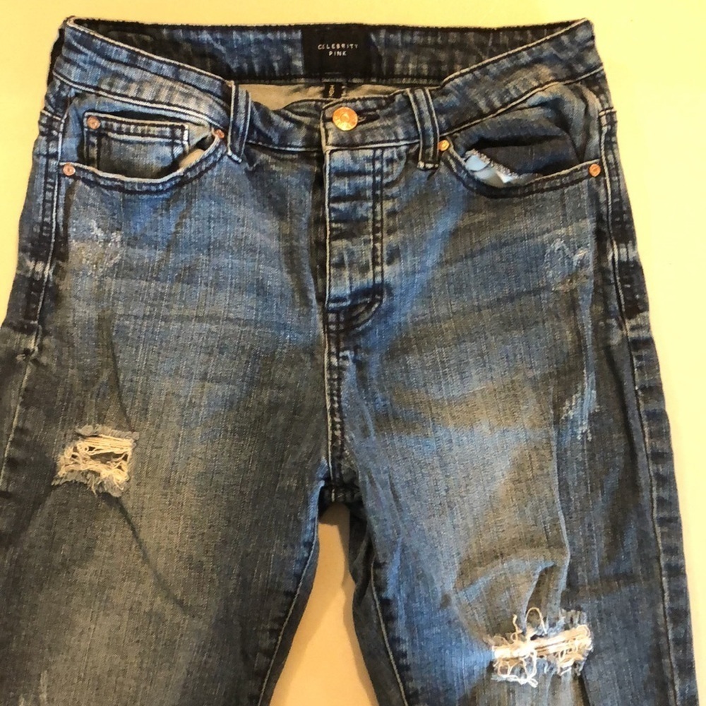 Women’s Celebrity Pink high rise straight jeans. Size 5/27. Perfect condition.